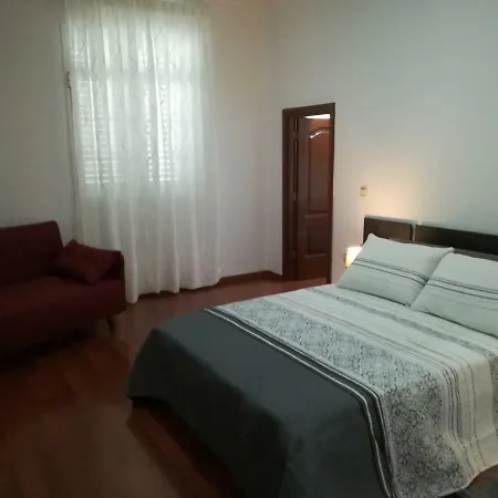 Ciudad Jardin Casa vacanze *